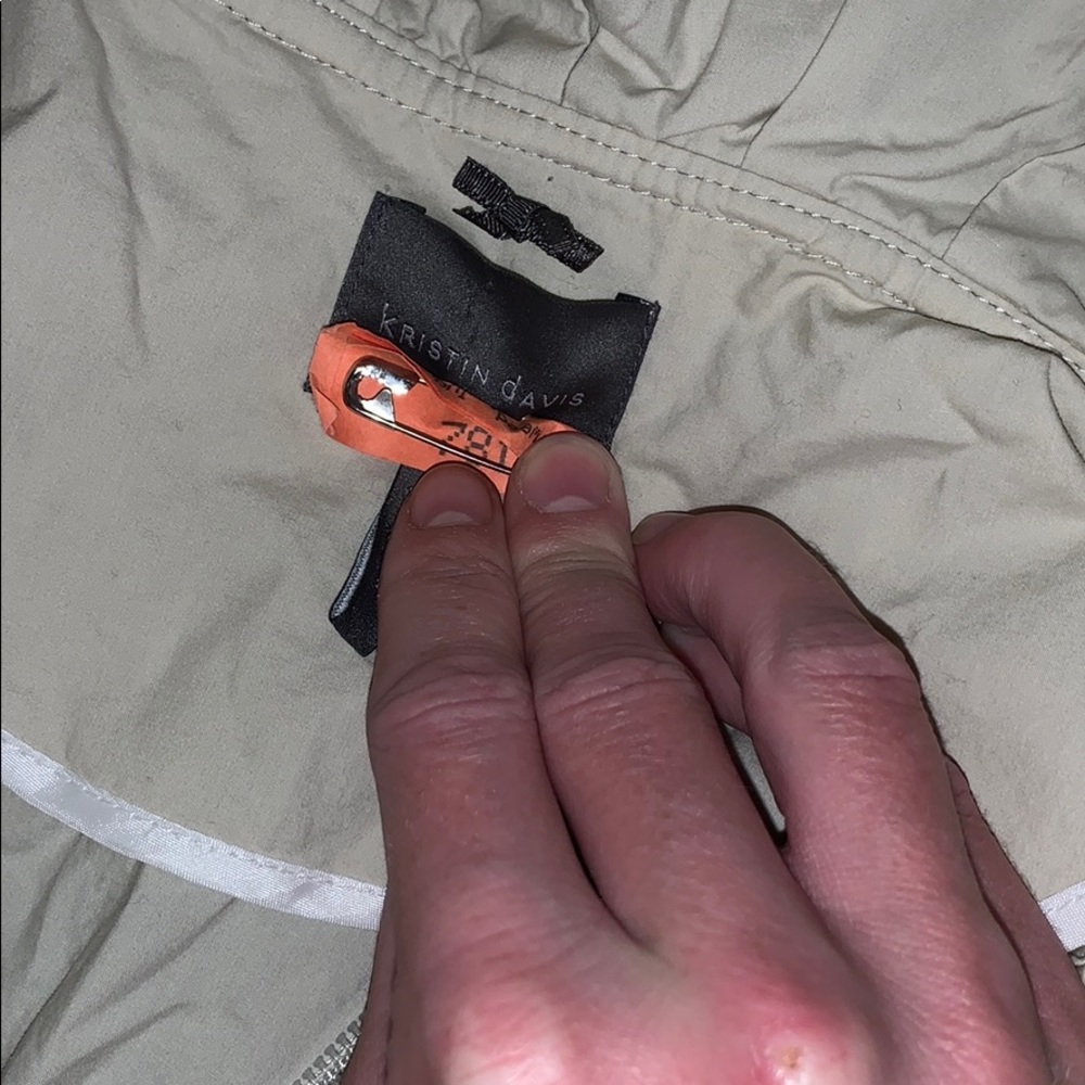 Lightweight jacket - Picture 2 of 6